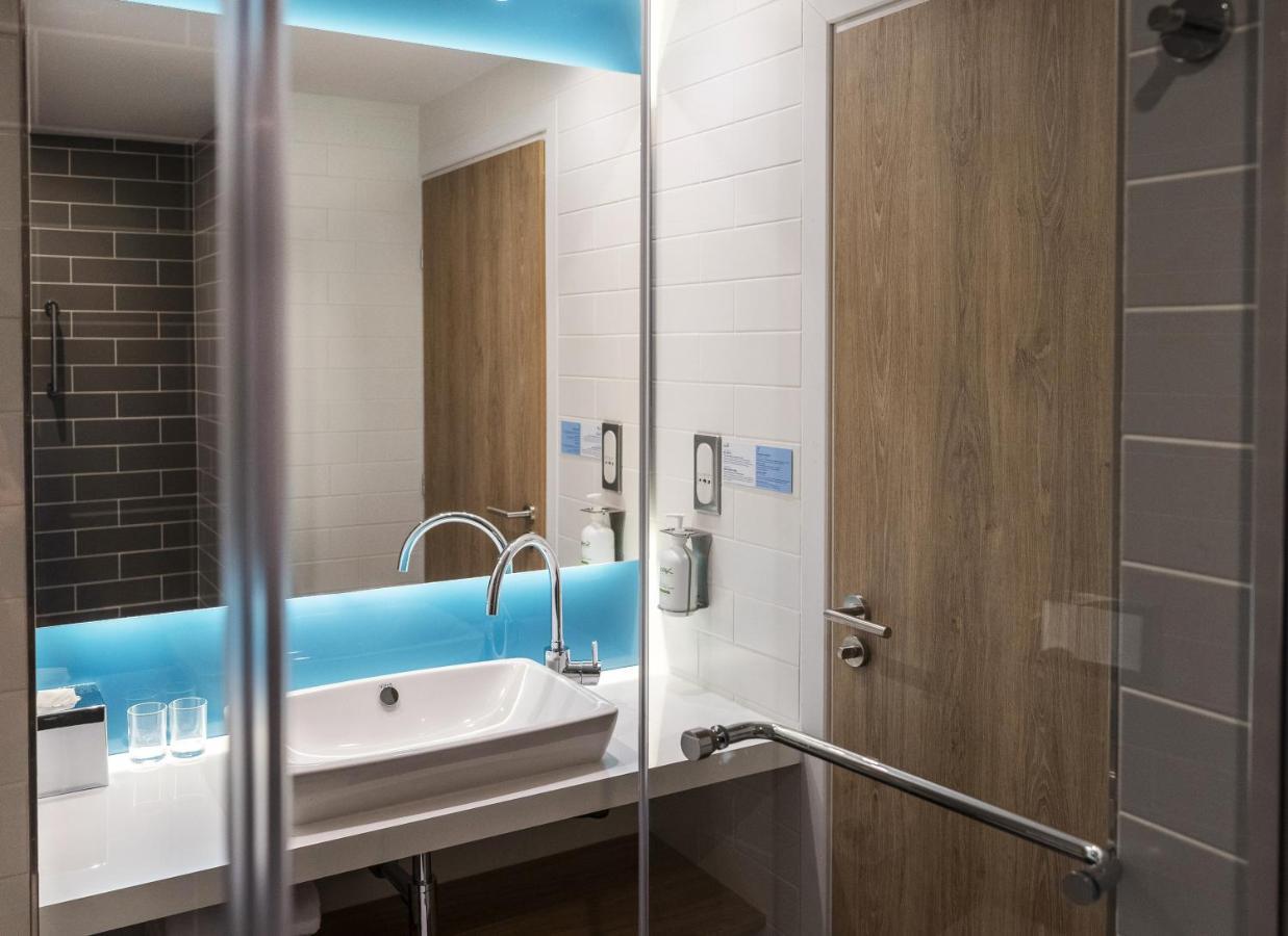 Hotel Express - - Grand Arenas By Ihg