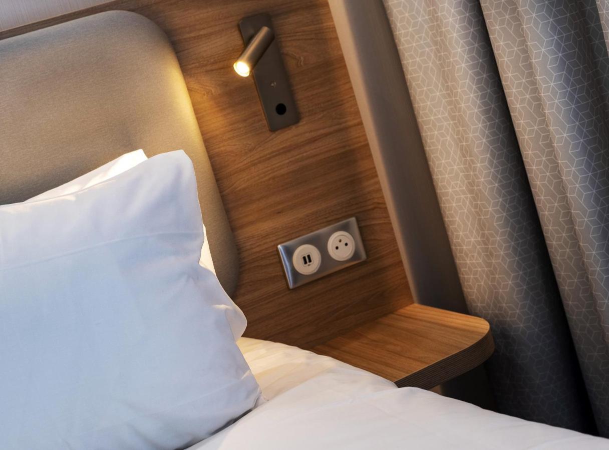 Hotel Express - - Grand Arenas By Ihg