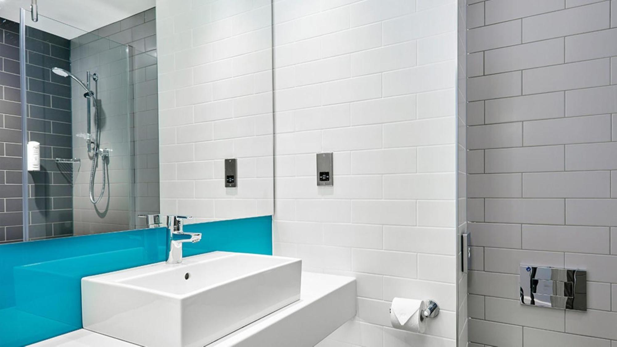 Express - - Grand Arenas By Ihg 3*